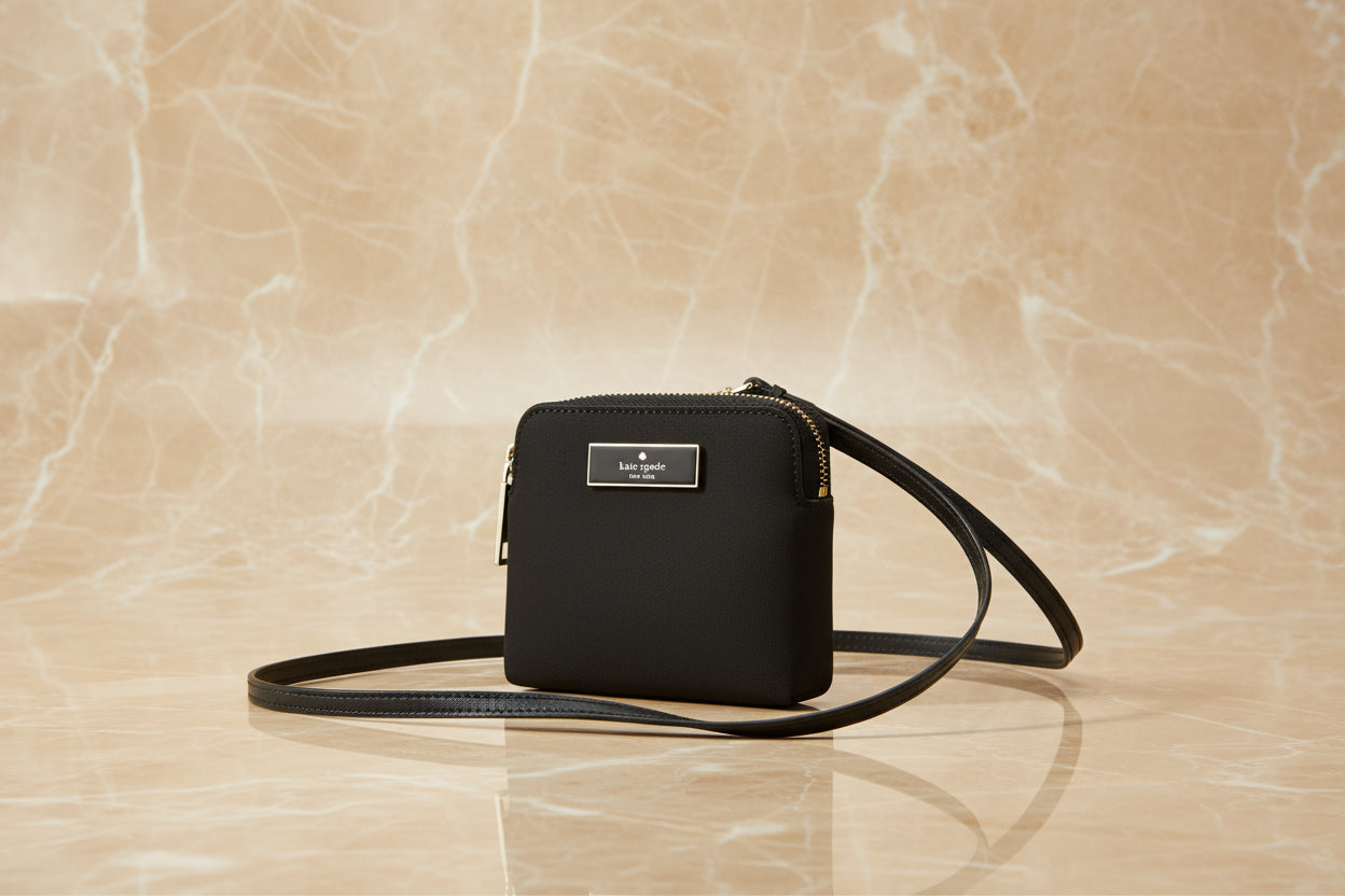 Kate Spade Carter ID Lanyard/Wallet - Black
