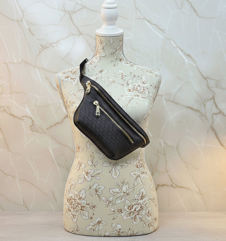 MICHAEL KORS FANNY PACK LOGO SLIM