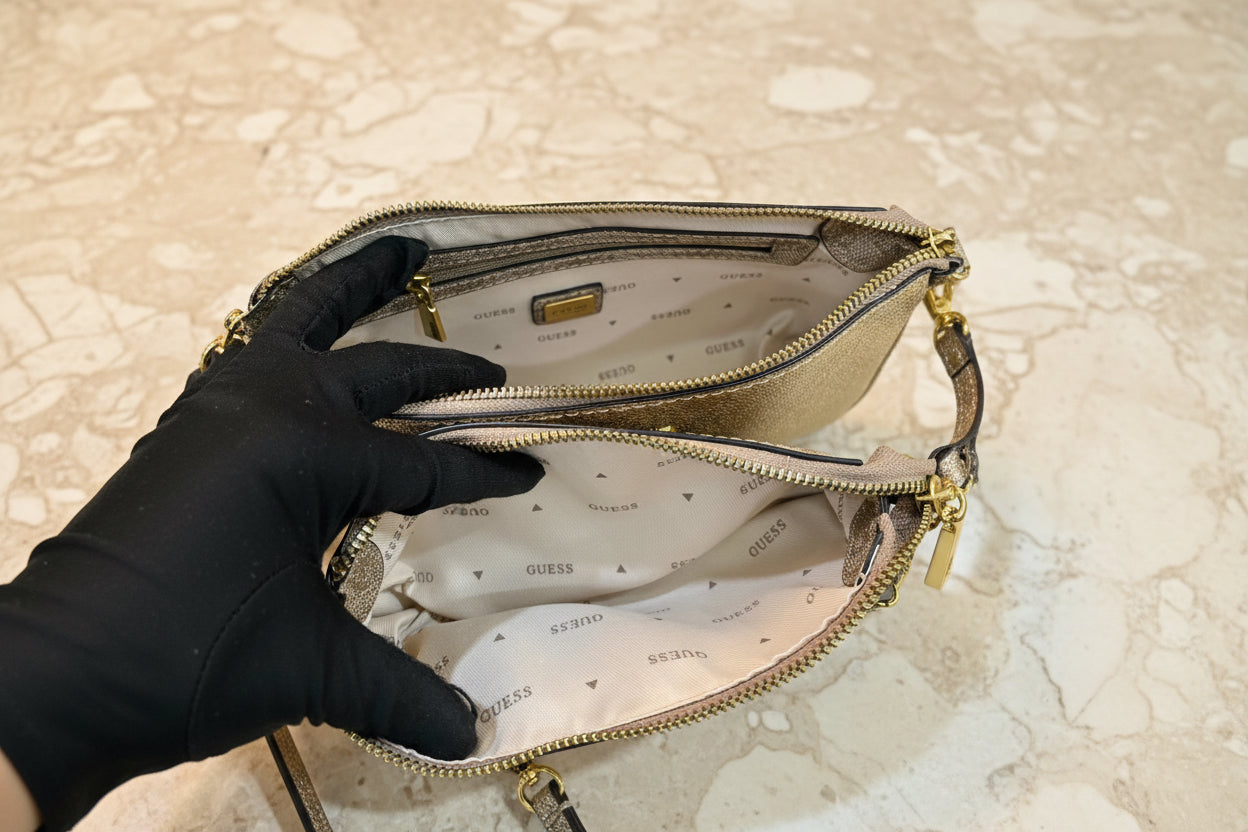 GUESS IZZY DOUBLE POUCH CROSSBODY