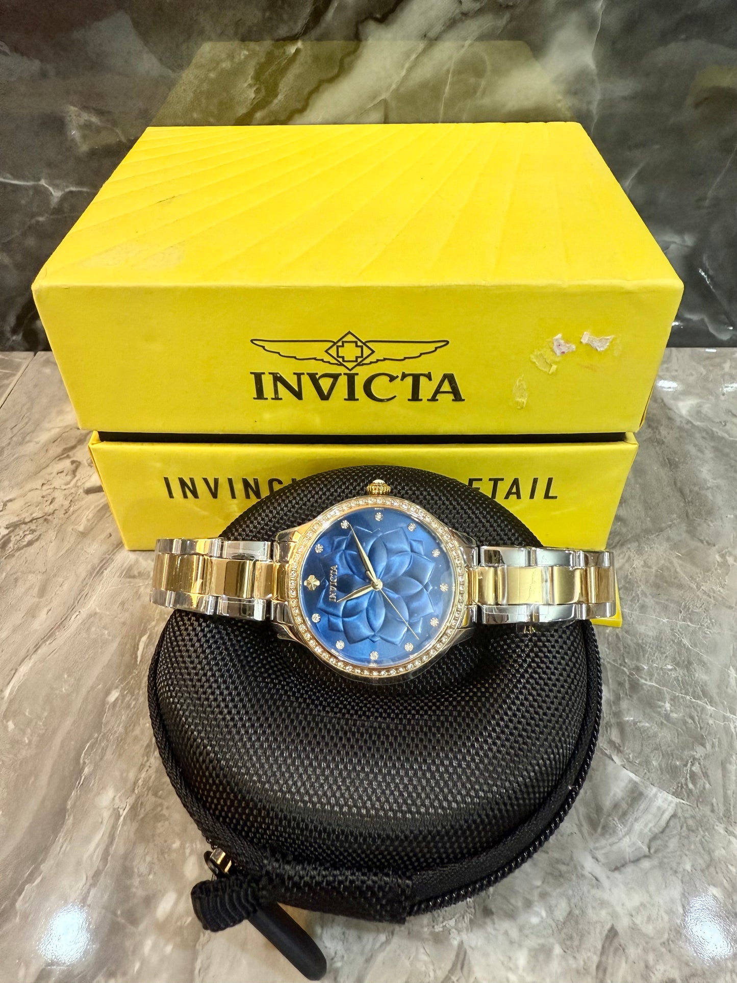 ساعة إنفيكتا وايلد فلاور - لونان