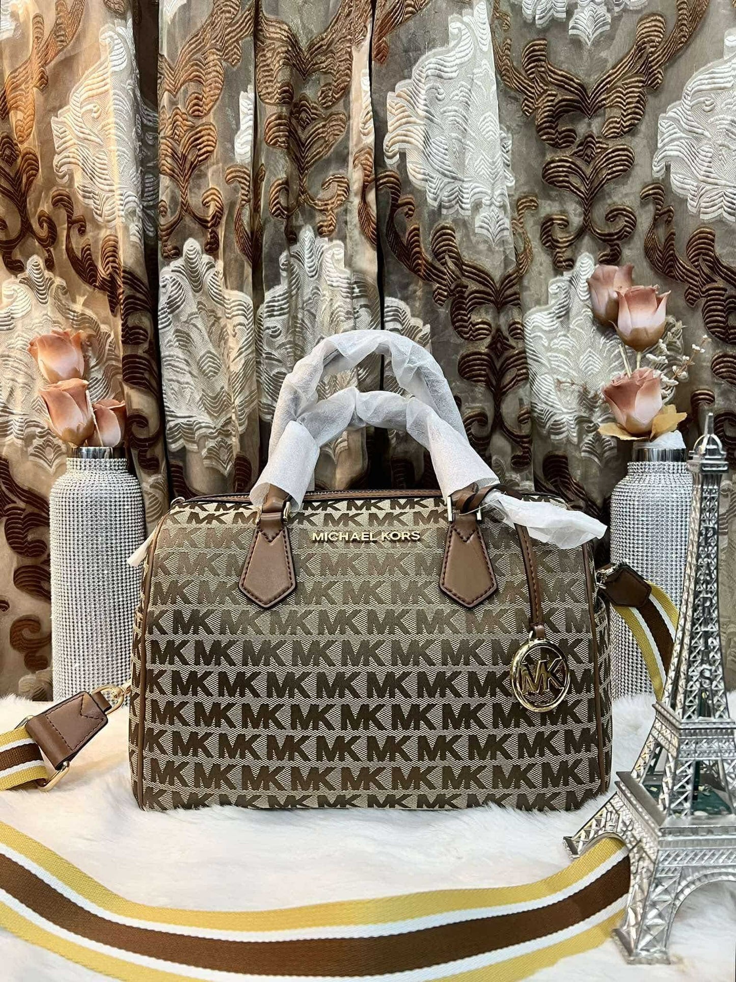 BUNDLE ‼️ MICHAEL KORS BEDFORD DUFFLE LARGE IN SIGNATURE JACQUARD & MEDIUM BIFOLD CORNER ZIP WALLETS