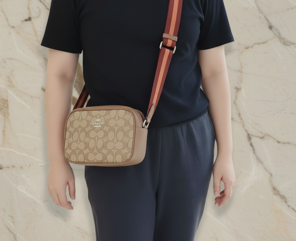 COACH JAMIE CAMERA BAG IN JACQUARD SIGNATURE - THICK STRAP