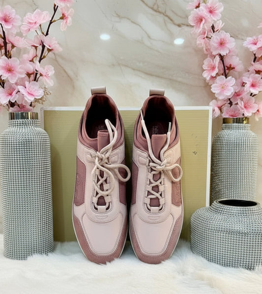 أحذية رياضية من مايكل كورس