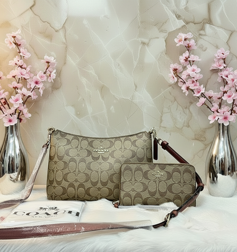 طقم كوتش لويس: حقيبة كتف/حقيبة كروس بودي ومحفظة معصم بسحاب من قماش الكانفاس المميز ببطانة من الطين المعدني