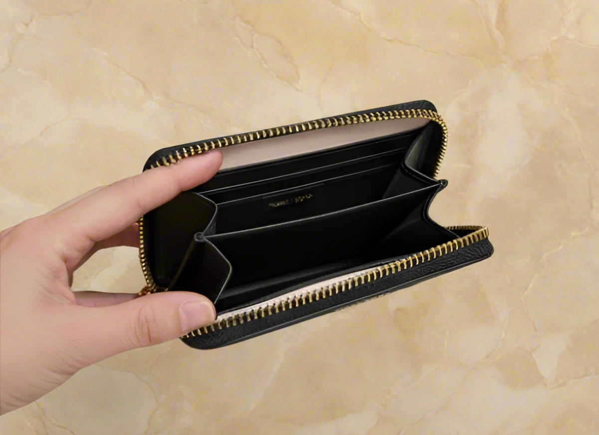 MICHAEL KORS FULTON LEATHER ZIP AROUND COIN PURSE - BLACK
