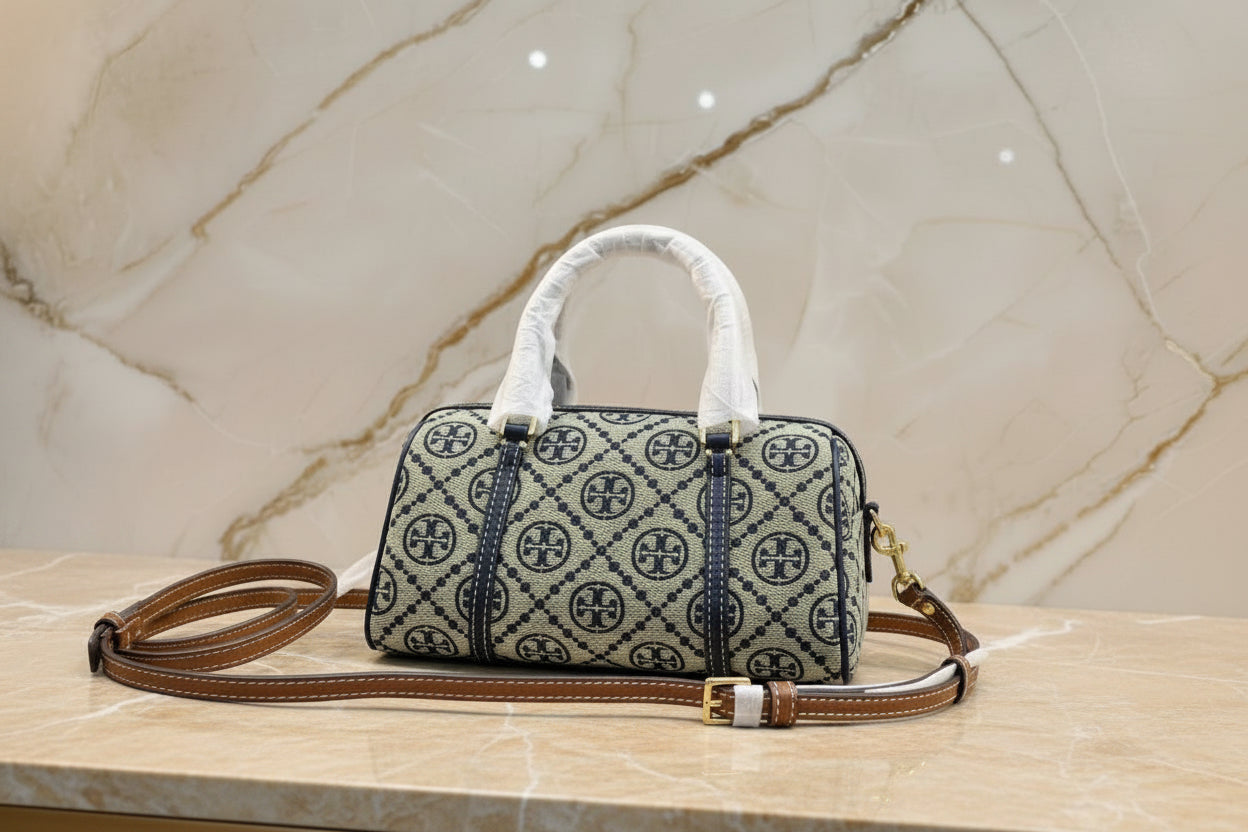 TORY BURCH PETITE BARREL/XBODY - T MONOGRAM NAVY BLUE