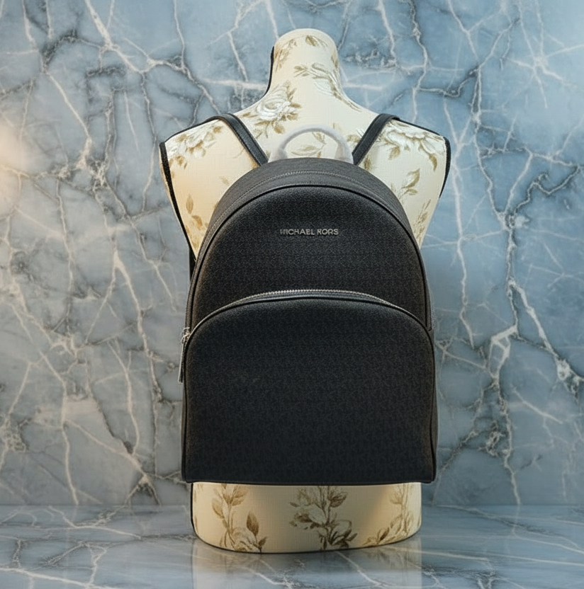 MICHAEL KORS ABBEY BACKPACK LARGE - SIGNATURE BLACK