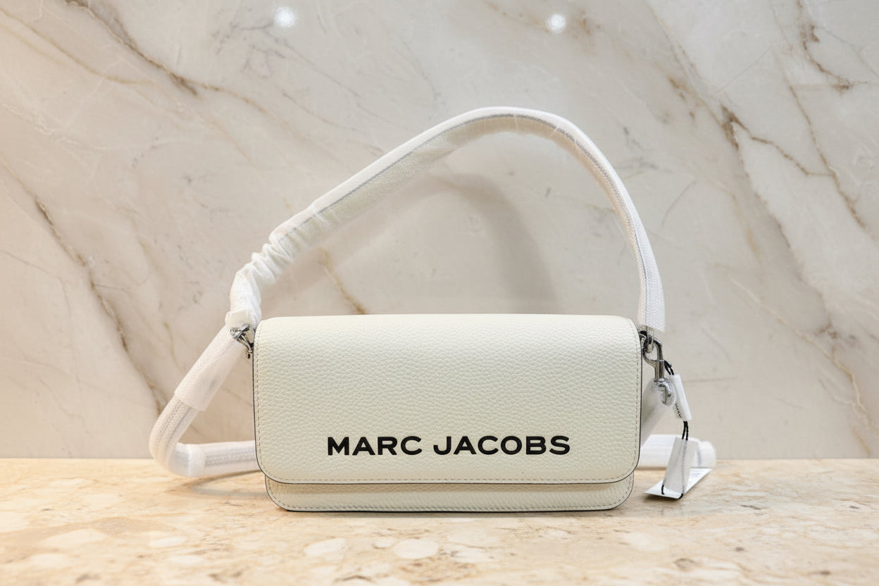 MARC JACOBS 3 IN 1 SHOULDER BAG/CROSSBODY/CLUTCH - MARSMALLOW COLOR