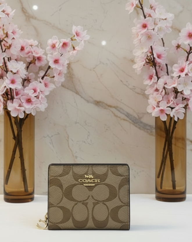 COACH SMALL SNAP BIFOLD WALLET