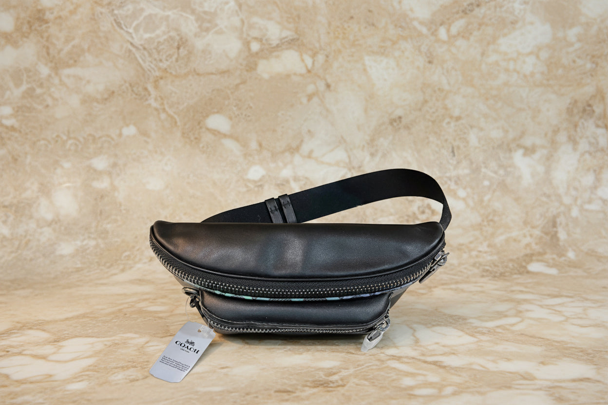 حقيبة خصر/حقيبة صدر من كوتش ويستواي - أخضر جرافيتي