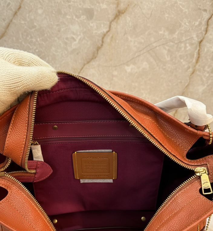 COACH ALANA ZIP TOTE IN SIGNATURE CANVAS - TAN RUST