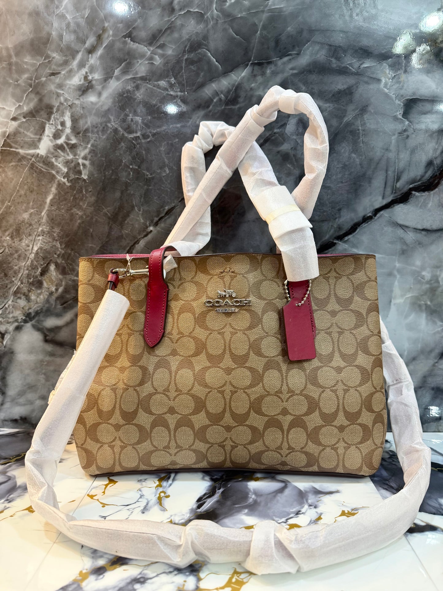 COACH AVENUE CARRYALL IN SIGNATURE BROWN/PINK