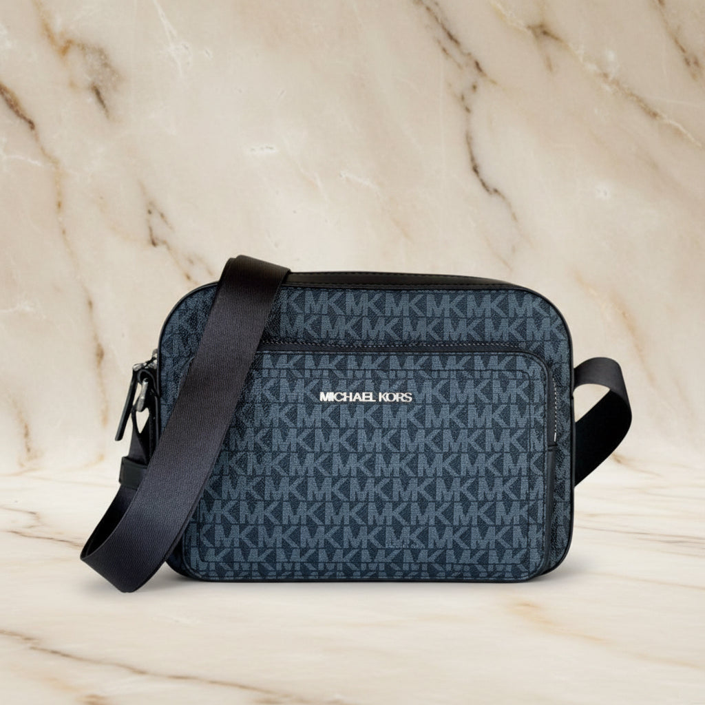 MICHAEL KORS COOPER SIGNATURE LOGO UTILITY CROSSBODY