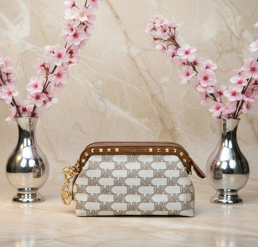 MICHAEL KORS JACQUARD LIVIA CLOUD SMALL CLUTCH/CROSSBODY