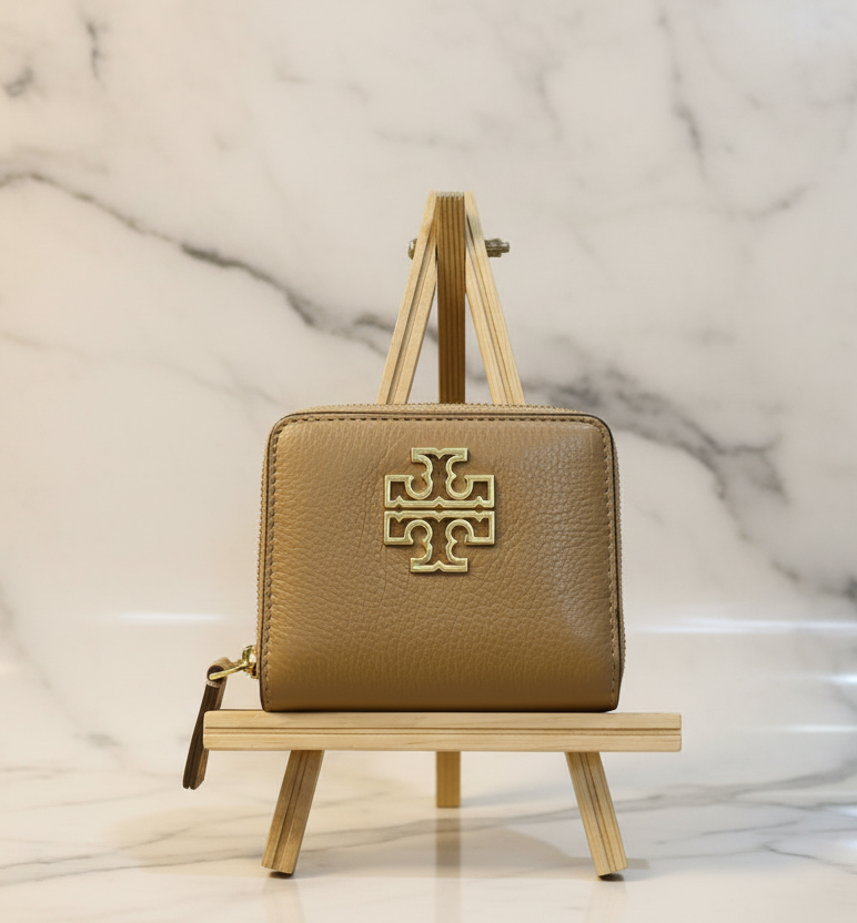 TORY BURCH SMALL BIFOLD WALLET