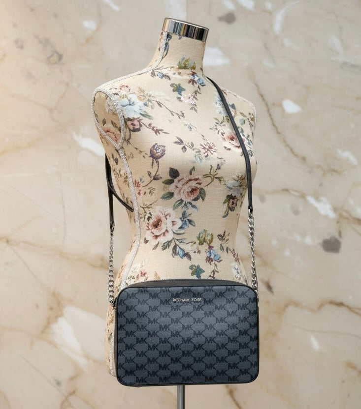 MICHAEL KORS EW JET SET CAMERA BAG MONOGRAM BLACK-GREY - PVC LEATHER ( BOUTIQUE STORE )