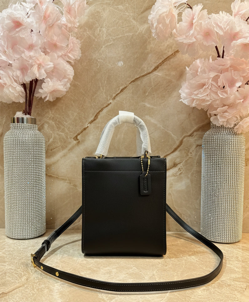 COACH CASHIN MINI TOTE - BLACK ( BOUTIQUE STORE )