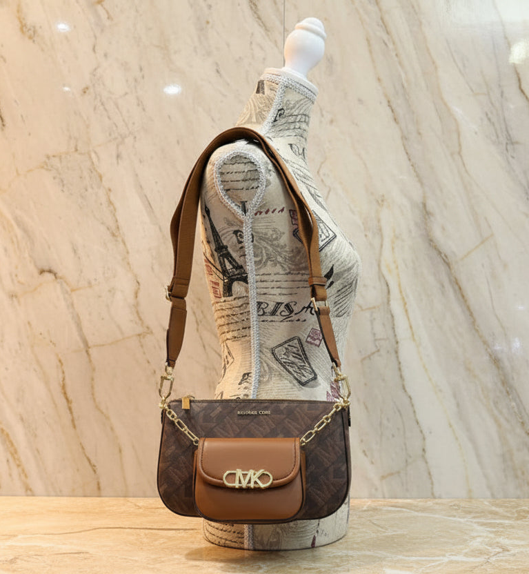 MICHAEL KORS EMPIRE SIGNATURE LOGO 2-IN-1 CROSSBODY BAG ( FROM BOUTIQUE STORE )