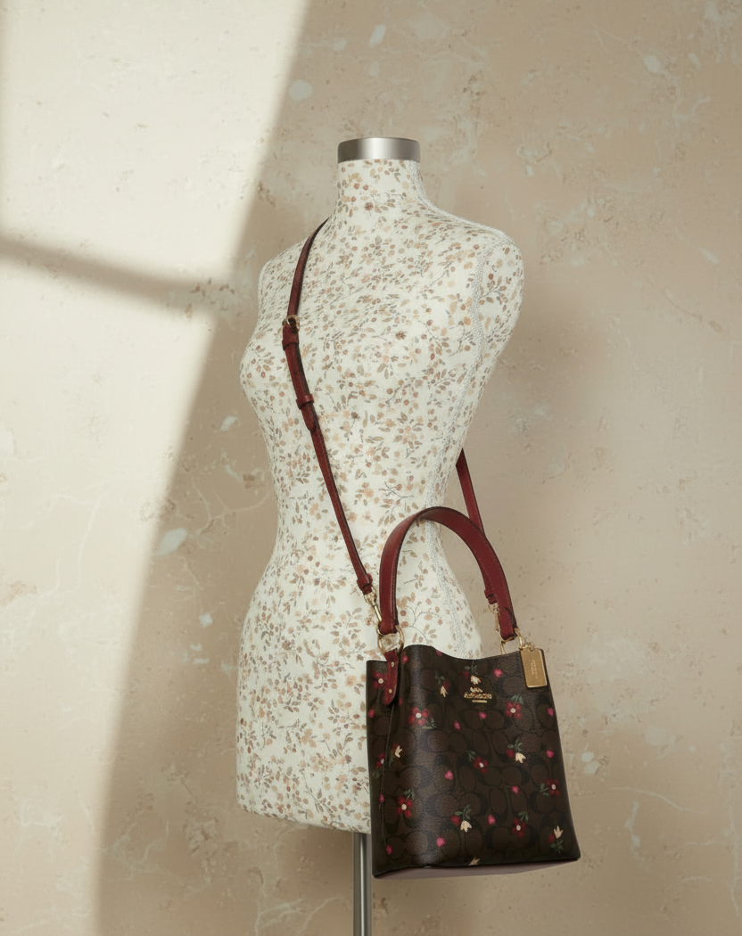 COACH SMALL TOWN BUCKET IN SIGNATURE CANVAS WITH HEART PETAL PRINT