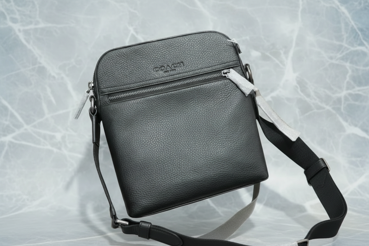 COACH HOUSTON FLIGHT BAG - SMOOTH LEATHER BLACK