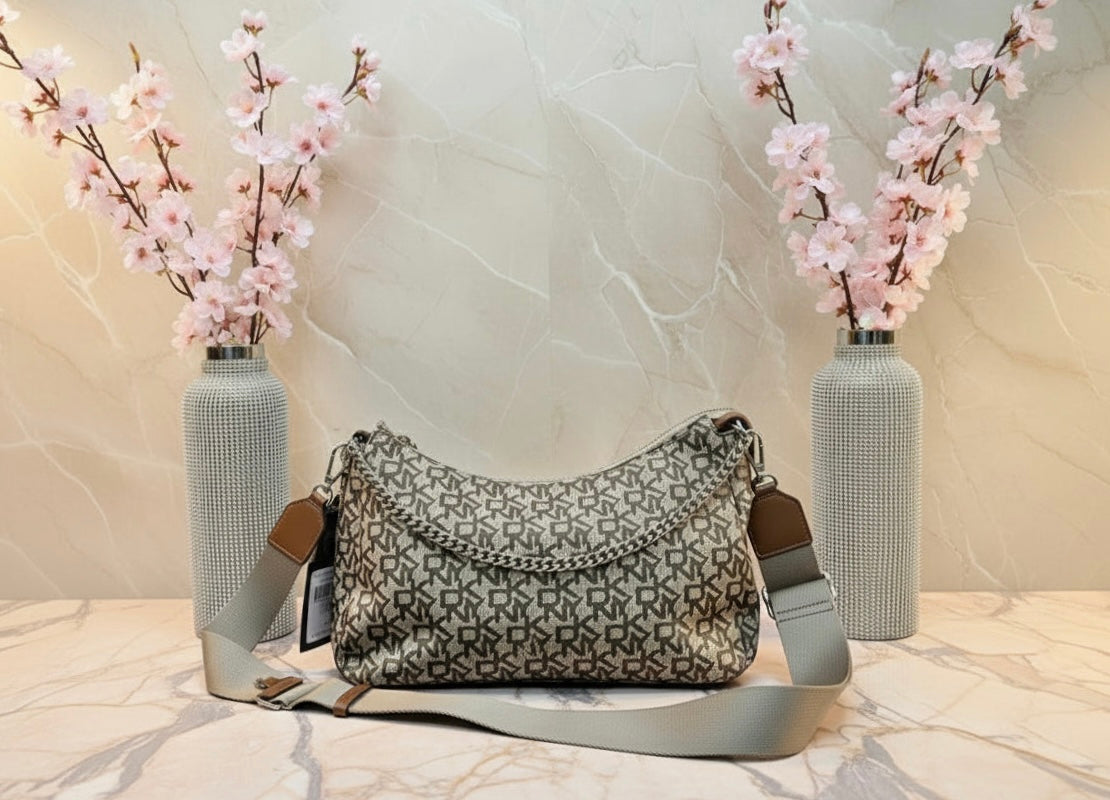 DKNY CAIRO LG POUCHETTE CONVERTIBLE SHOULDER BAG/CROSSBODY BAG