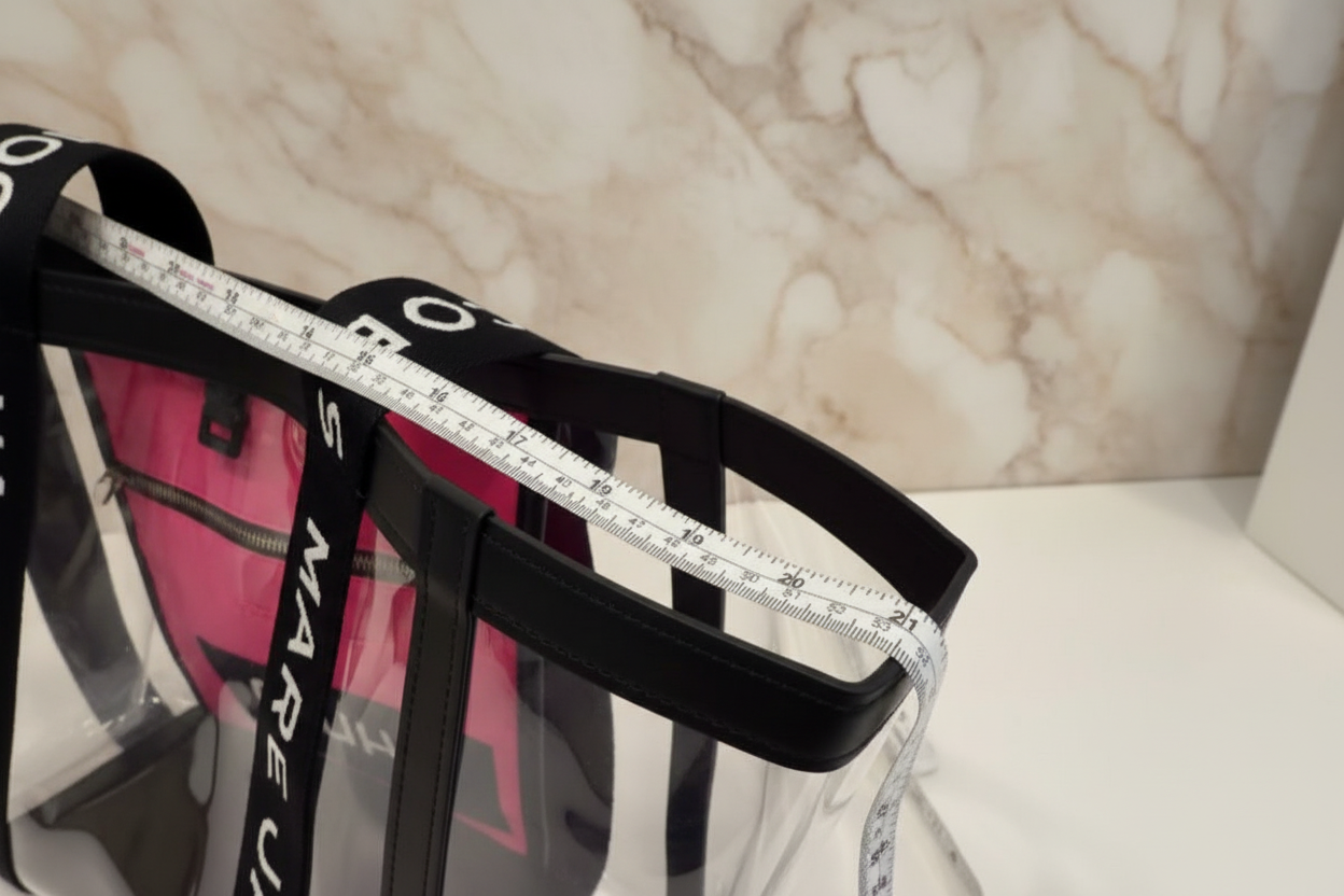 MARC JACOBS CLEAR TOTE - LARGE