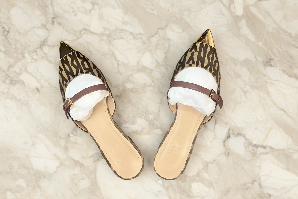 DKNY FLAT SHOES