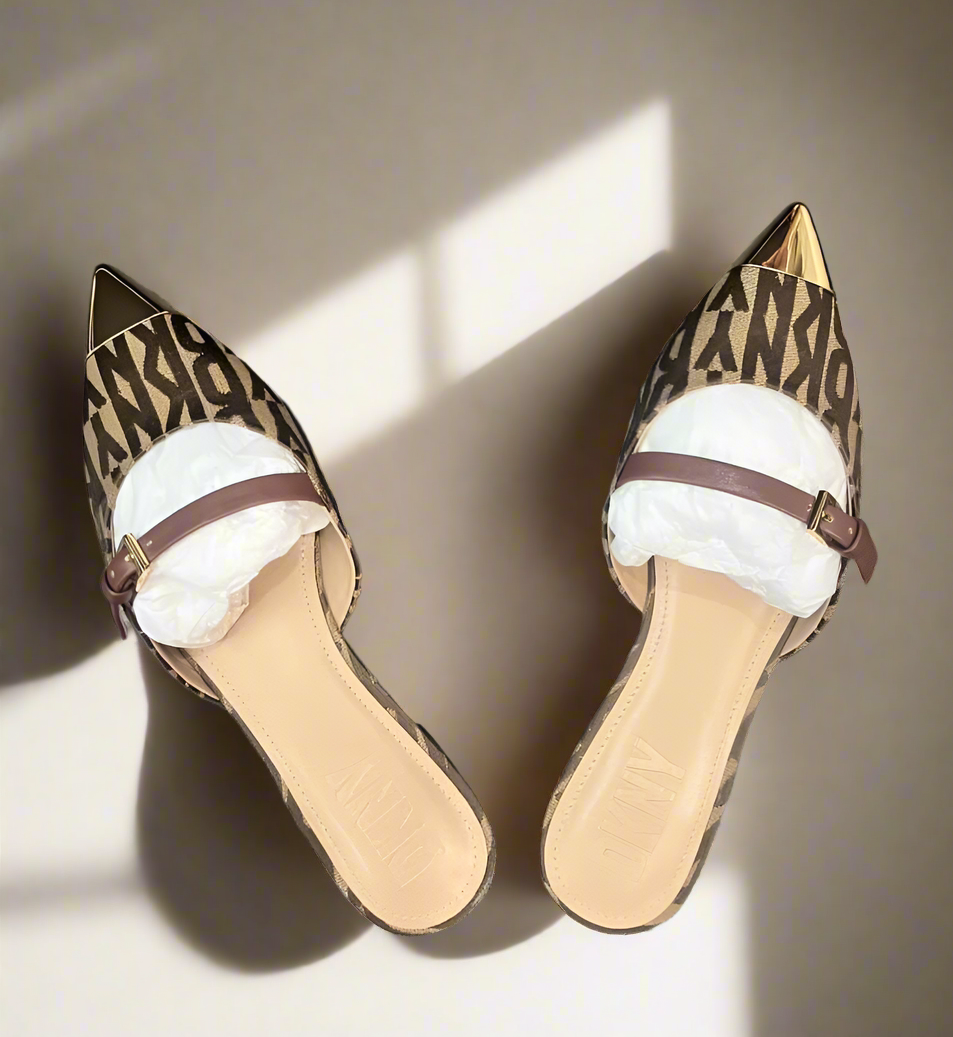 DKNY FLAT SHOES