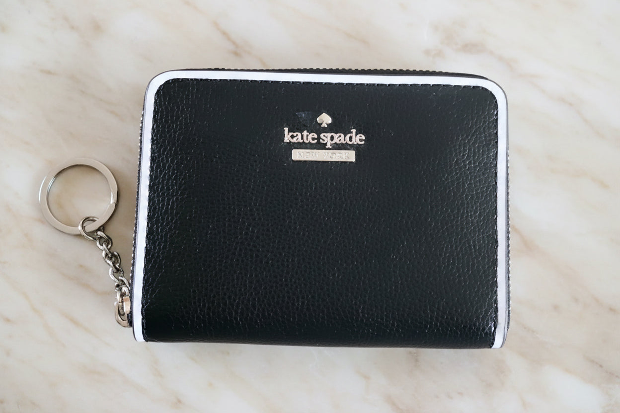 Kate Spade Wallet Black Pebbled & White Trim Key Chain Dani Patterson Drive