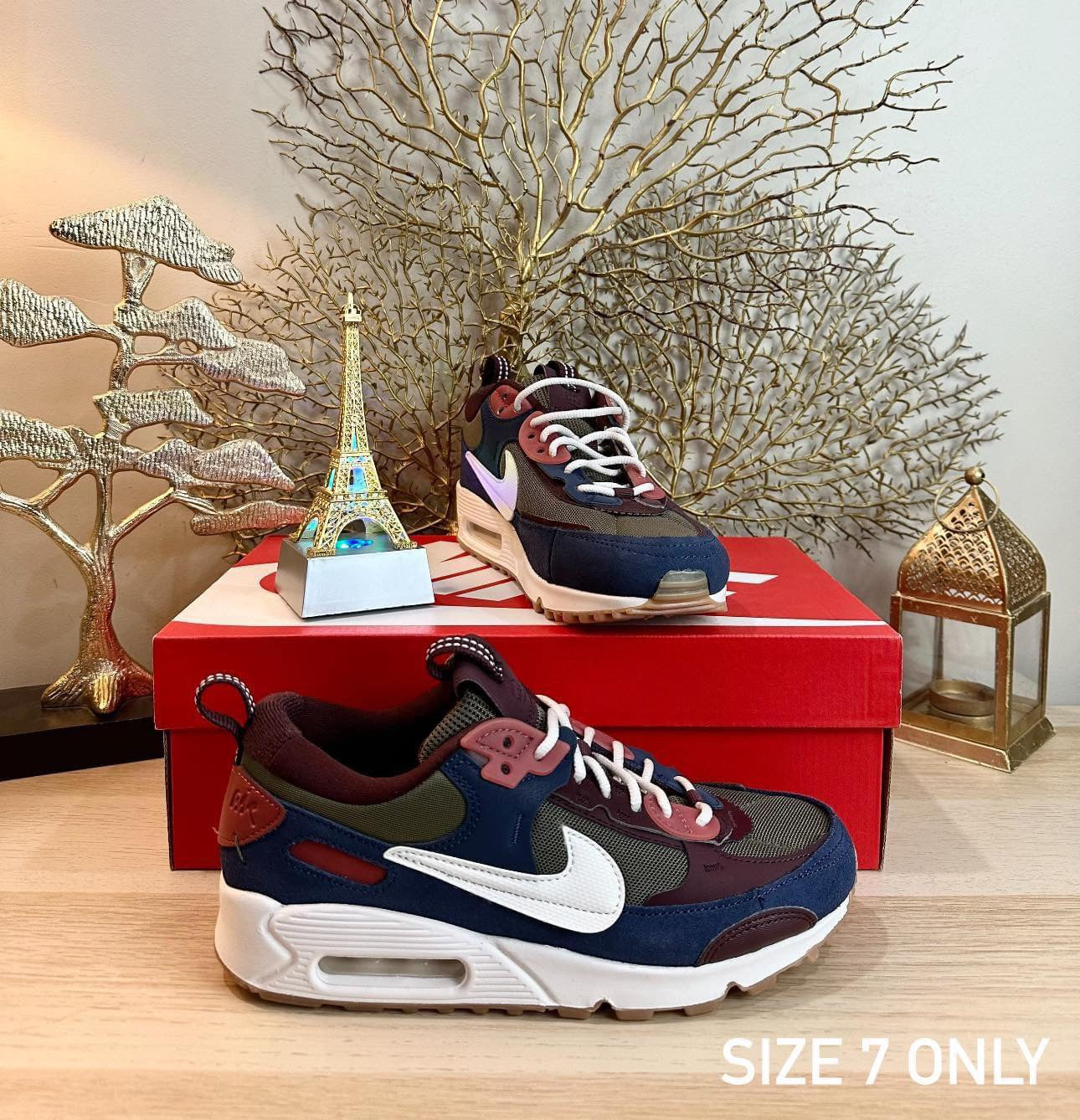 NIKE AIR MAX FUTURA - MEDIUM OLIVE NAVY COLOR ( WOMEN )Size US 7/ EURO 38/ 24CM