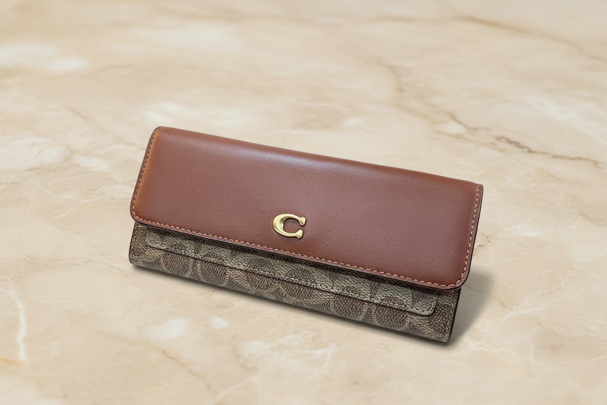 SALE ‼️ COACH MILA LONG FLAP WALLET ( FR. BOUTIUE STORE - DISPLAY ITEM )