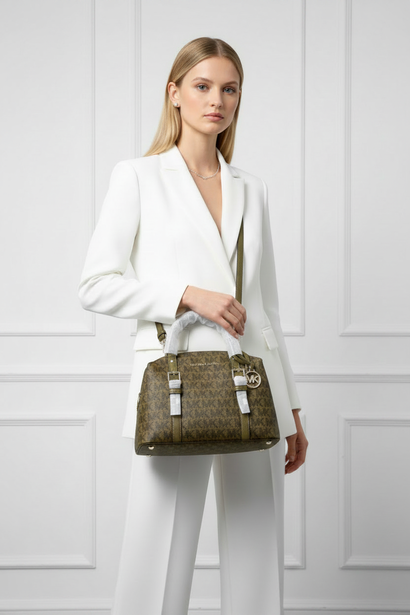MICHAEL KORS GINGER SIGNATURE SMALL DUFFLE BAG - OLIVE GREEN