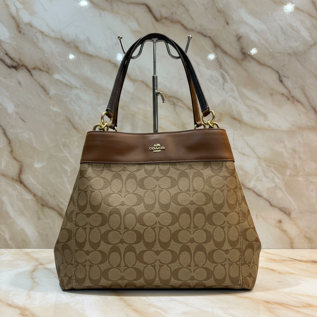 SALE‼️‼️‼️COACH LEXY SHOULDER BAG IN SIGNATURE KHAKI/SADDLE