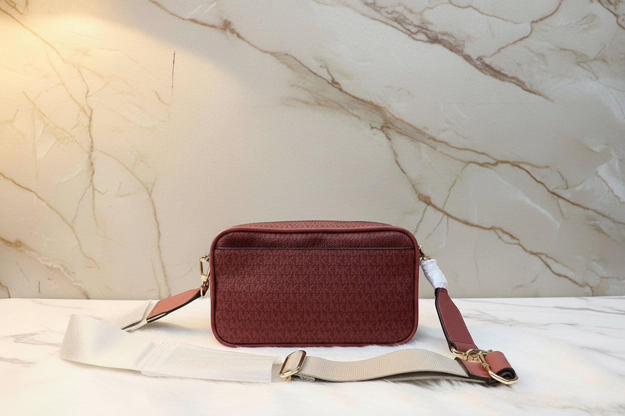 MICHAEL KORS SIGNATURE BRADSHAW POCKET CAMERA CROSSBODY BAG - CINNAMON MULTI ( BOUTIQUE STORE )