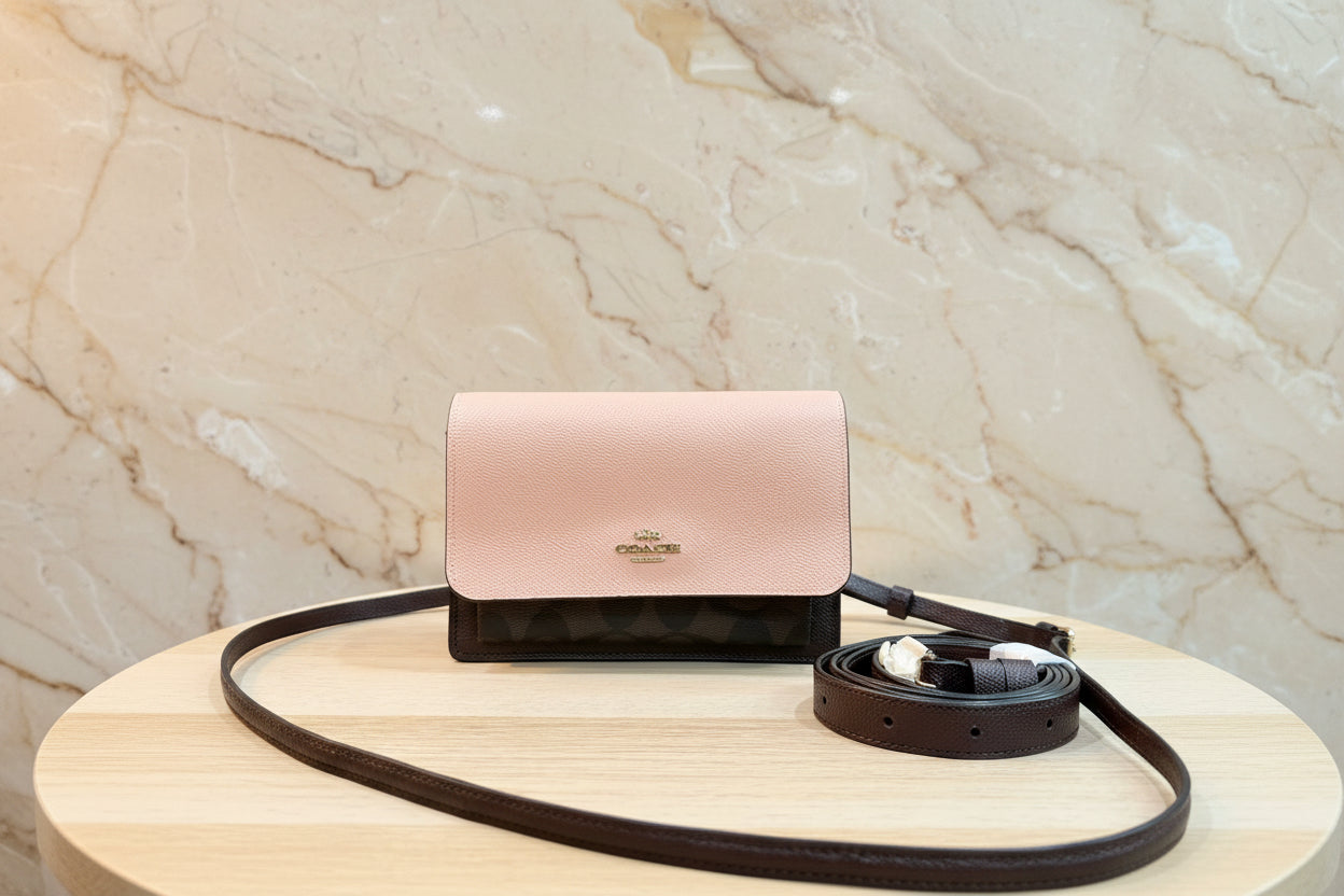 حقيبة كوتش قابلة للطي 3 في 1، حقيبة خصر/حقيبة كروس/حقيبة بودي - لون وردي فاتح، بنقشة جلد الثعبان المميزة