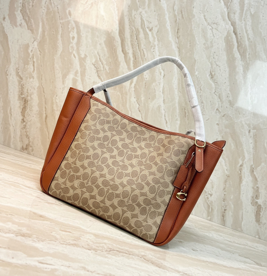 COACH ALANA ZIP TOTE IN SIGNATURE CANVAS - TAN RUST