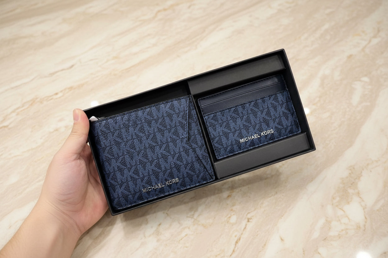 MICHAEL KORS MEN’S BIFOLD WALLET WITH INSERT