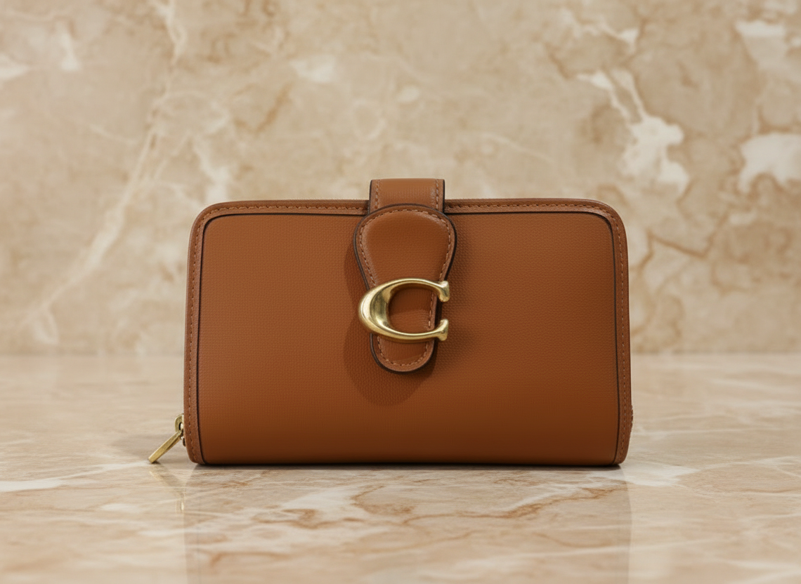 SALE ‼️‼️COACH TABBY MEDIUM BIFOLD CORNER ZIP COIN ( FROM BOUTIQUE STORE ) WITH CREASE -