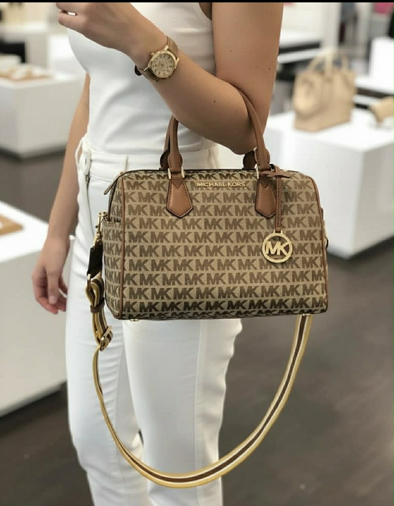 BUNDLE ‼️ MICHAEL KORS BEDFORD DUFFLE LARGE IN SIGNATURE JACQUARD & MEDIUM BIFOLD CORNER ZIP WALLETS