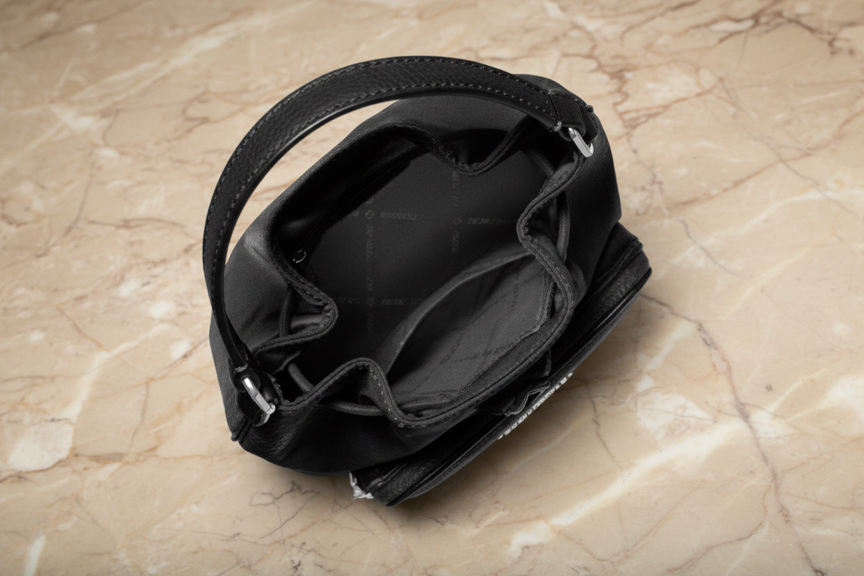 MICHAEL KORS KHAI BUCKET - SMALL