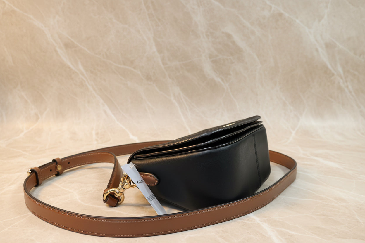 COACH SADDLE CROSSBODY IN SIGNATURE HORSE & CARRIAGE PRINT