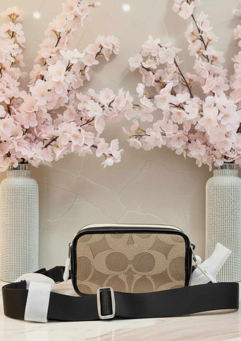 COACH WYATT CAMERA BAG - MULTI COLOR BLOCKED SAND/TAN