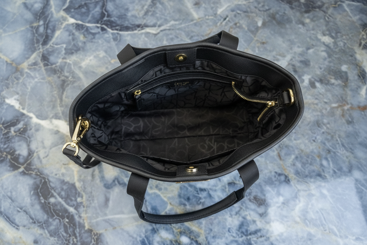 CALVIN KLEIN SATCHEL IN SIGNATURE CHARCOAL BLACK