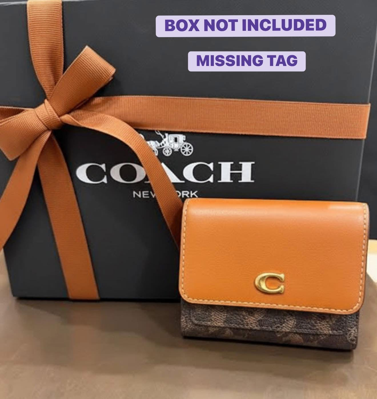 COACH MILA SMALL TRIFOLD WALLET - MISSING TAG - SIGNATURE HORSE & CARRIAGE PRINT